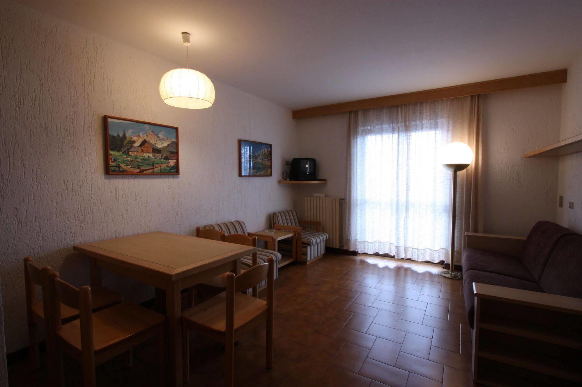 Residence Le Baite Artogne Екстер'єр фото